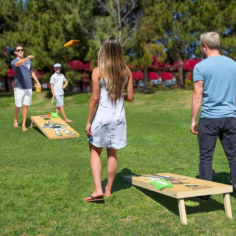 How to play Cornhole 